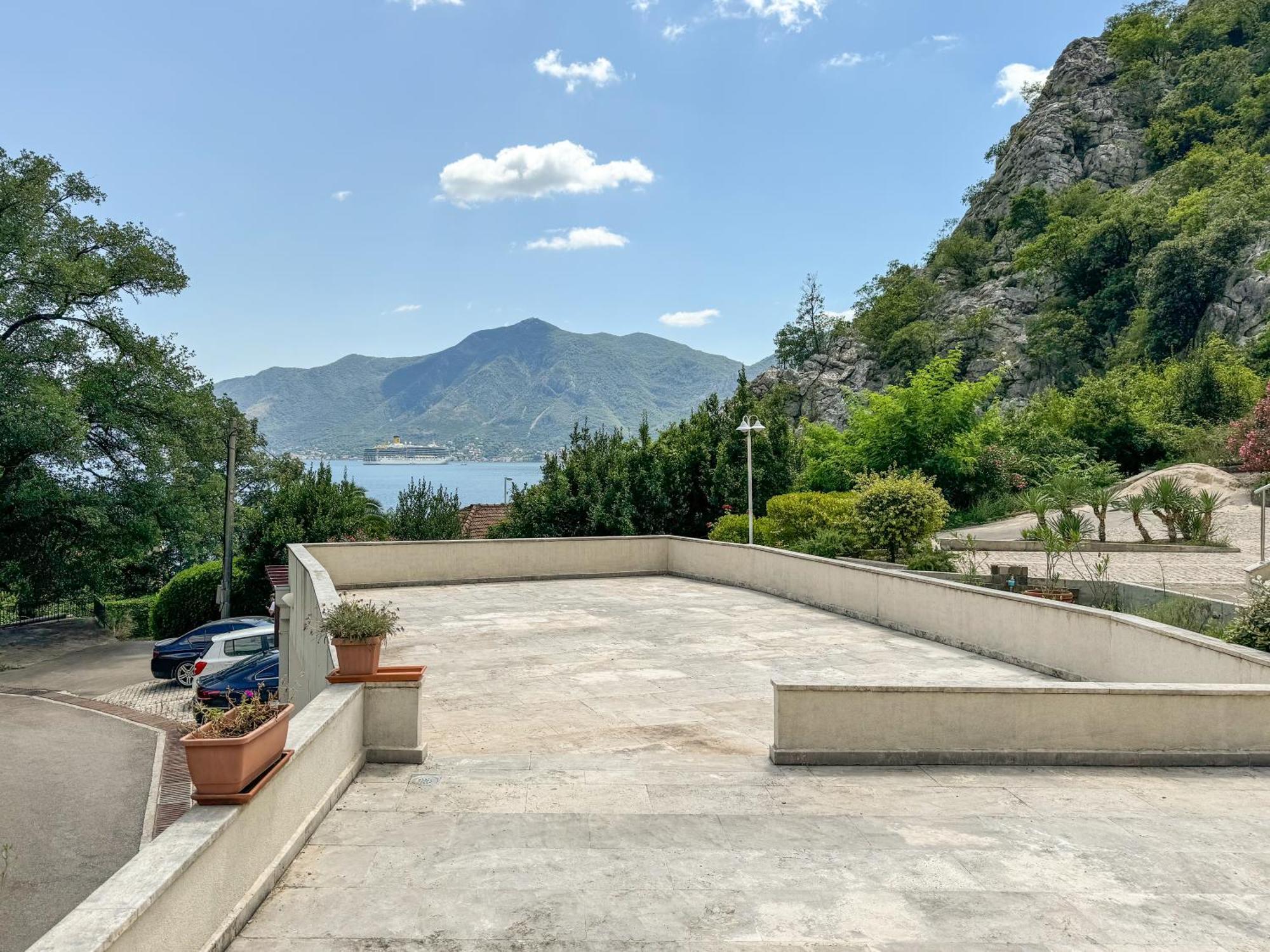 Olea Apartments Orahovac Kotor Eksteriør bilde